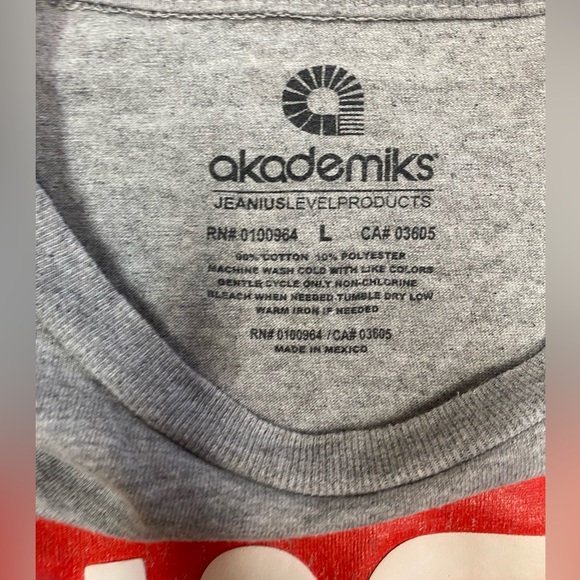 Mens Or women’s NASA gray Graphic T Shirt Size Large - Picture 3 of 3